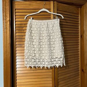 Solitaire Lace Pencil Skirt